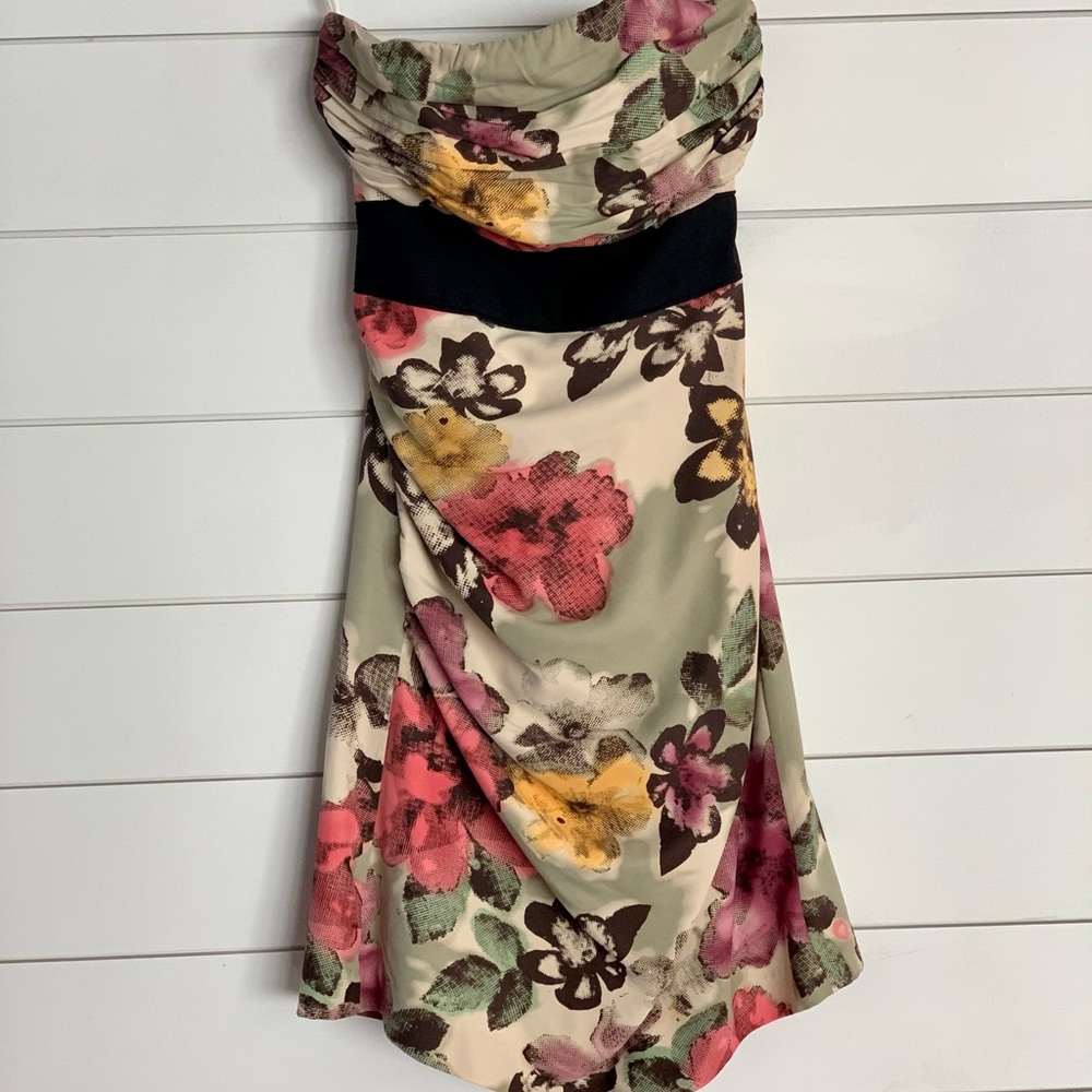 EUC The Limited strapless floral dress